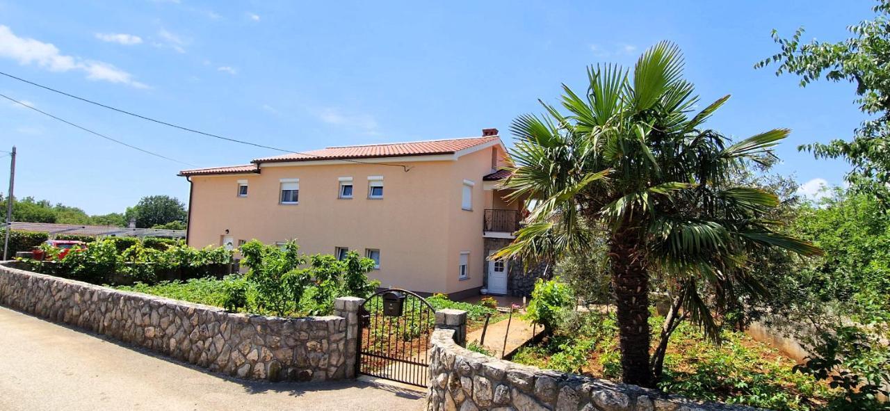 Apartments Pinezic Skrbčići Extérieur photo